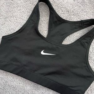 Nike bra size medium black